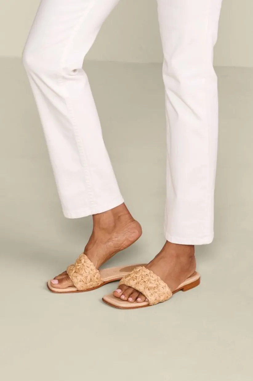 Soft Surroundings Schutz Ayla Raffia Slides Perola Hot